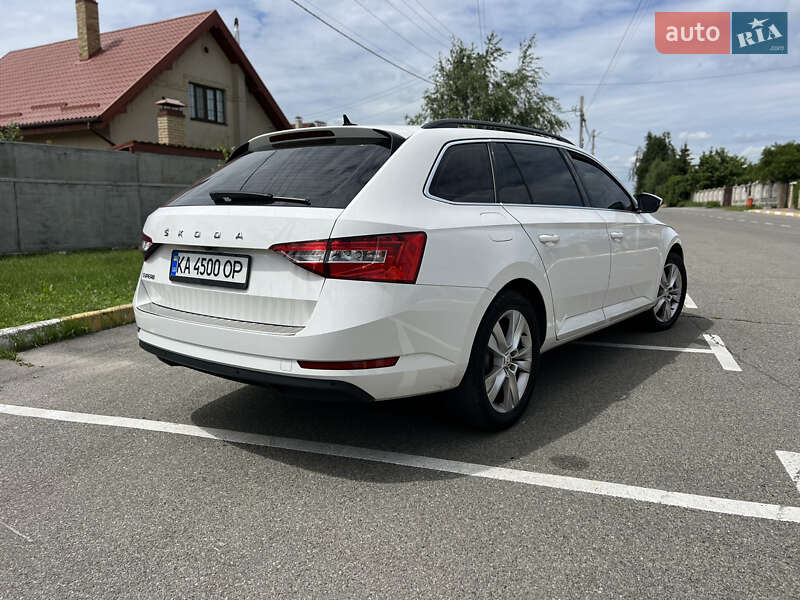 Универсал Skoda Superb 2019 в Киеве