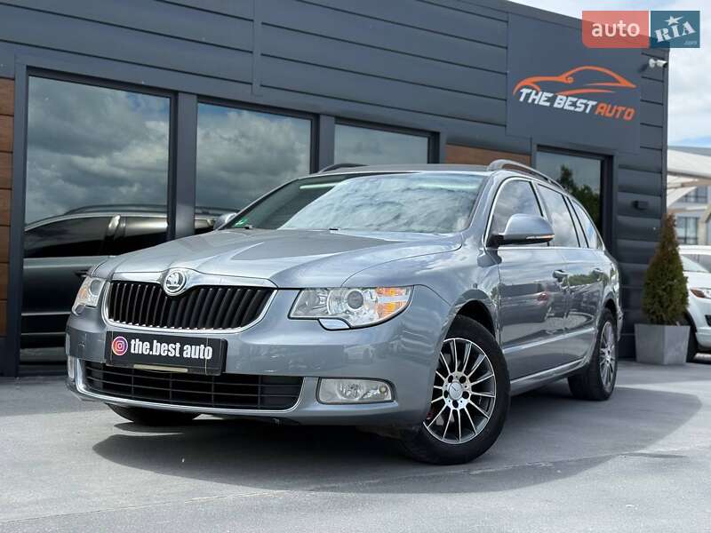 Универсал Skoda Superb 2011 в Ровно