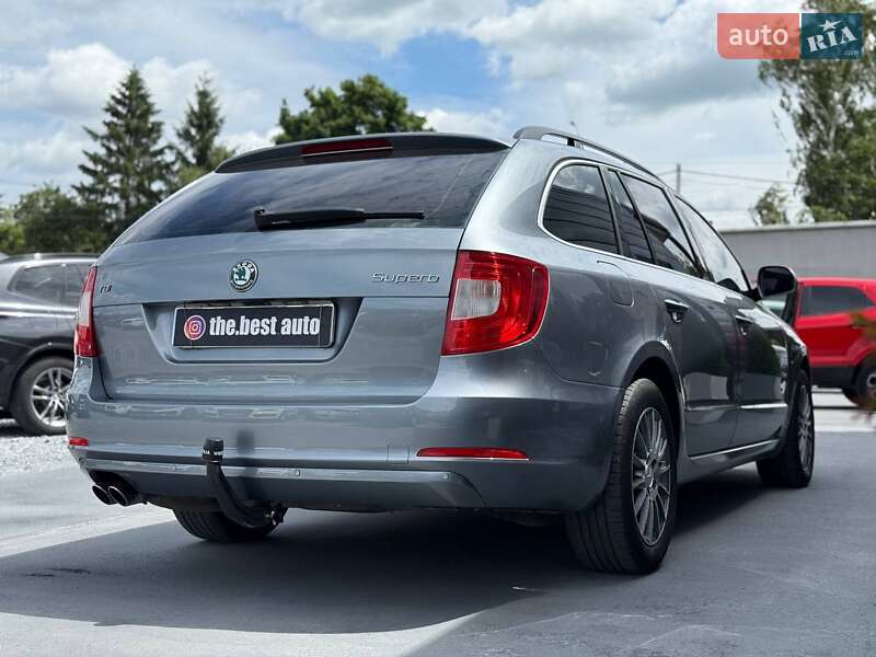 Универсал Skoda Superb 2011 в Ровно