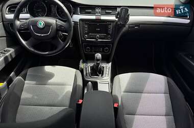 Универсал Skoda Superb 2011 в 
