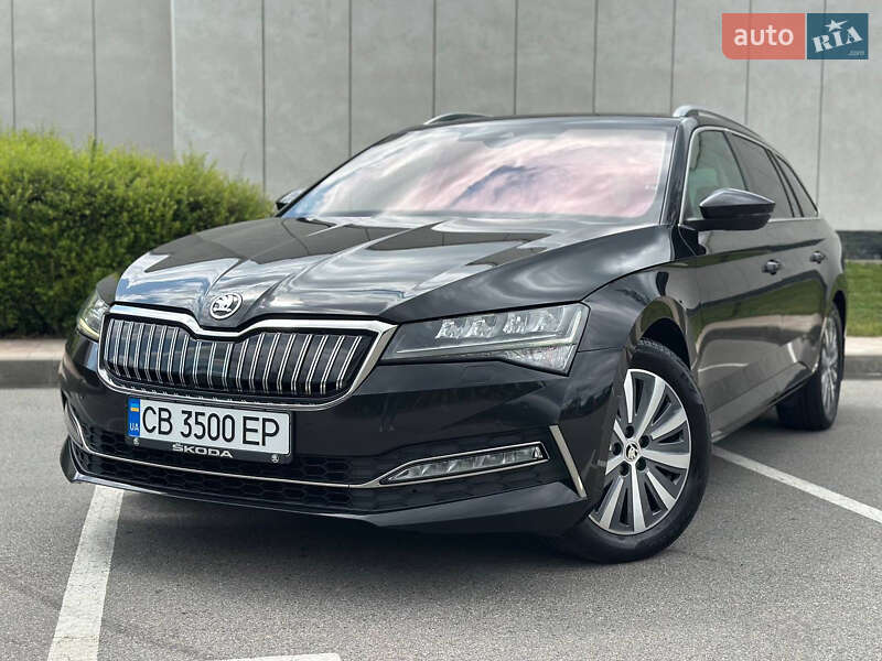 Универсал Skoda Superb 2020 в 
