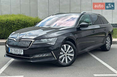Универсал Skoda Superb 2020 в 