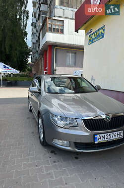 Лифтбек Skoda Superb 2008 в 