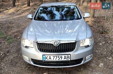 Лифтбек Skoda Superb 2013 в Киеве