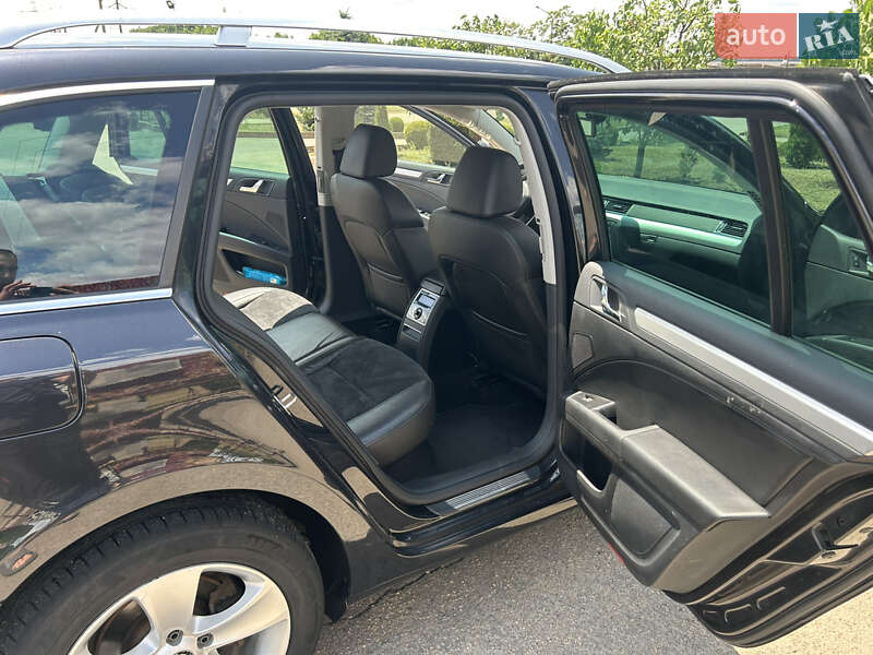 Универсал Skoda Superb 2012 в Южноукраинске