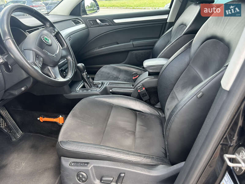 Универсал Skoda Superb 2012 в Южноукраинске