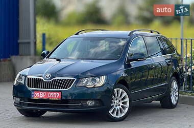 Универсал Skoda Superb 2015 в 