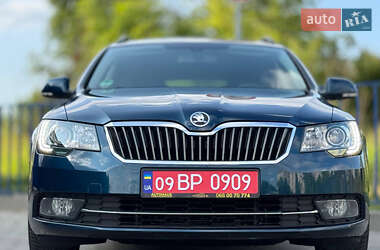 Универсал Skoda Superb 2015 в 