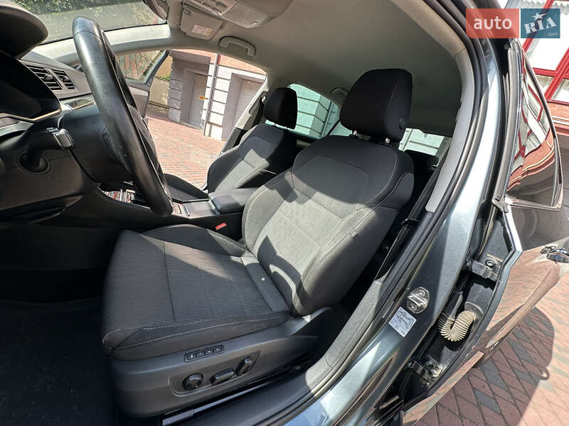 Ліфтбек Skoda Superb 2015 в Івано-Франківську