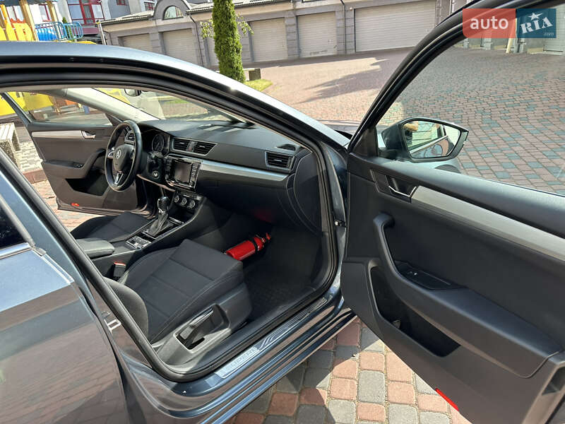 Ліфтбек Skoda Superb 2015 в Івано-Франківську