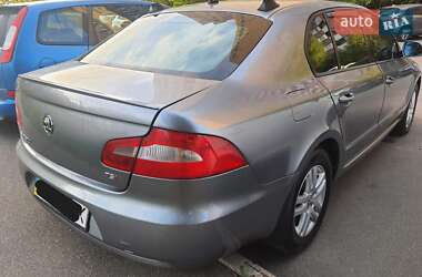 Лифтбек Skoda Superb 2009 в 