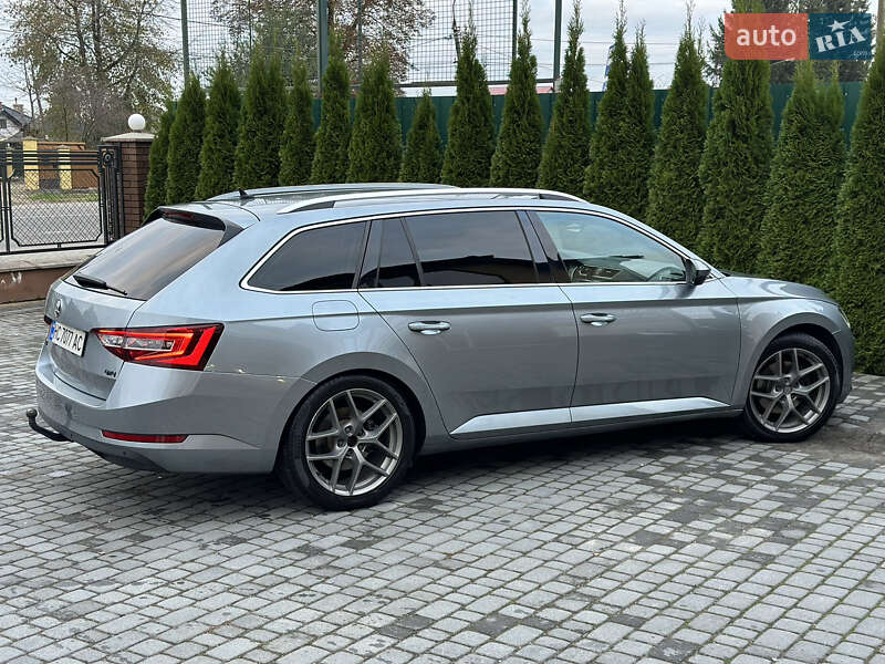 Универсал Skoda Superb 2016 в Самборе