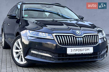 Универсал Skoda Superb 2020 в Ужгороде