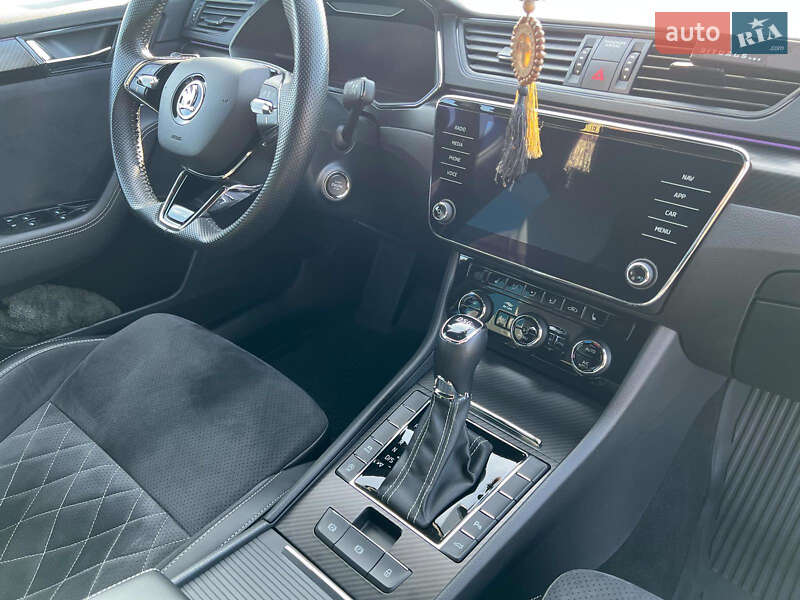 Ліфтбек Skoda Superb 2020 в Ужгороді