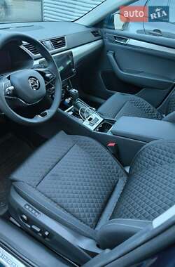 Лифтбек Skoda Superb 2023 в 