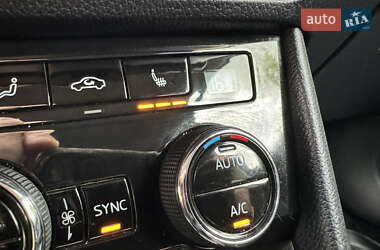 Лифтбек Skoda Superb 2017 в 