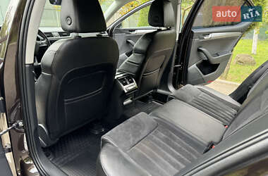 Лифтбек Skoda Superb 2017 в 