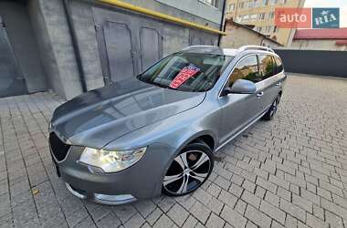 Універсал Skoda Superb 2010 в Івано-Франківську
