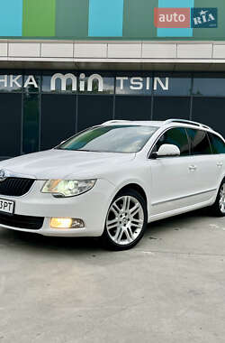 Универсал Skoda Superb 2010 в 