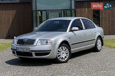 Лифтбек Skoda Superb 2006 в Днепре