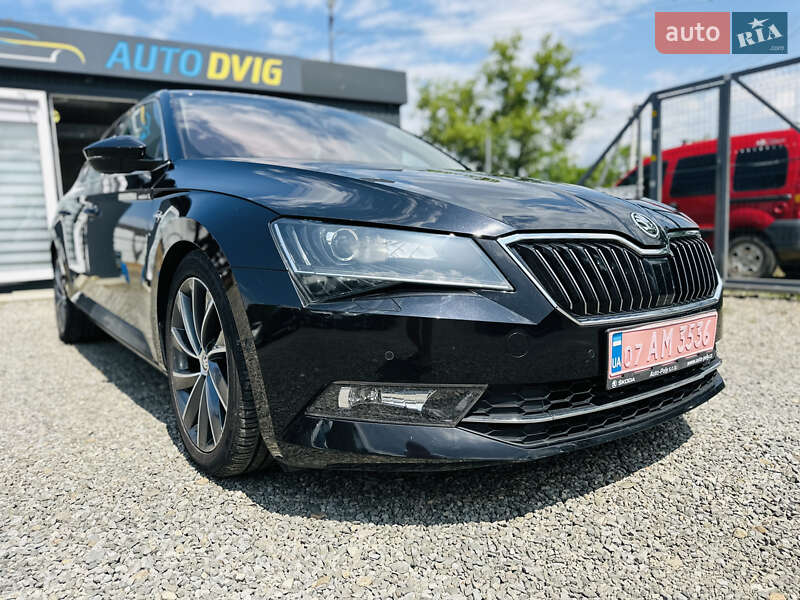 Лифтбек Skoda Superb 2017 в Иршаве