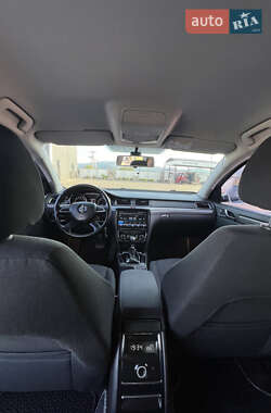 Универсал Skoda Superb 2015 в 