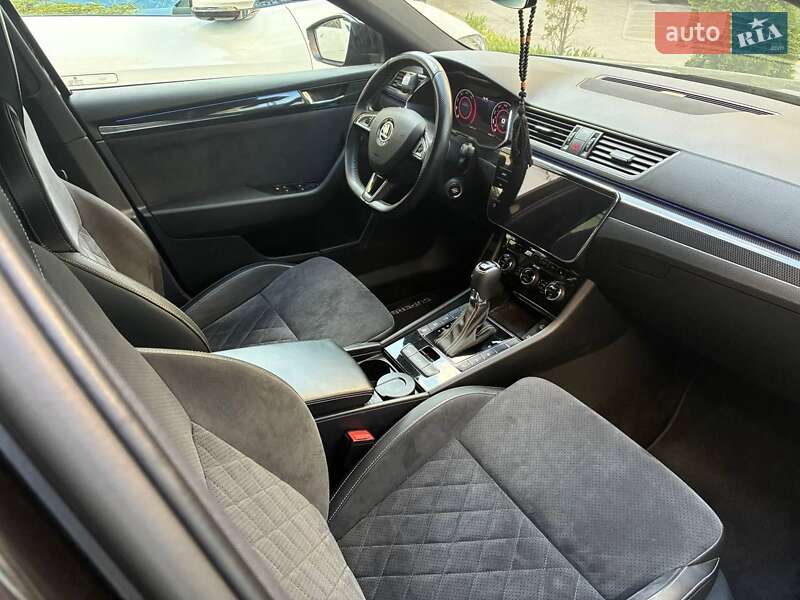Универсал Skoda Superb 2017 в Черновцах