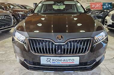 Лифтбек Skoda Superb 2016 в 