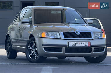 Лифтбек Skoda Superb 2004 в Дрогобыче