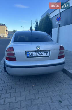 Лифтбек Skoda Superb 2006 в 