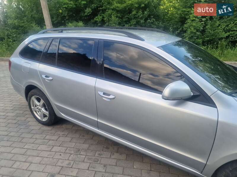 Универсал Skoda Superb 2011 в Кременце фото 38 Универсал Skoda Superb 2011 в Кременце