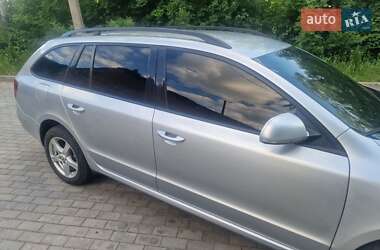 Універсал Skoda Superb 2011 в 
