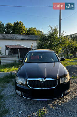 Ліфтбек Skoda Superb 2013 в Львові