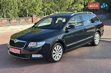Універсал Skoda Superb 2012 в Рівному