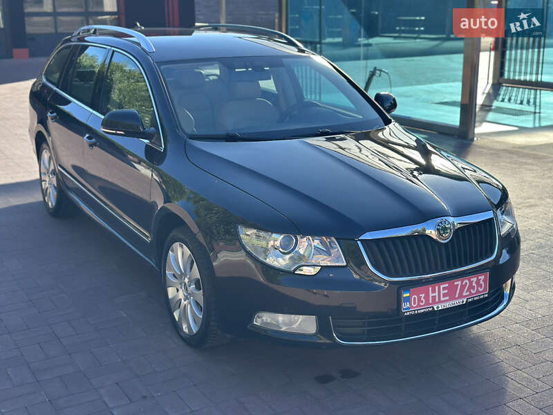 Универсал Skoda Superb 2012 в Ровно