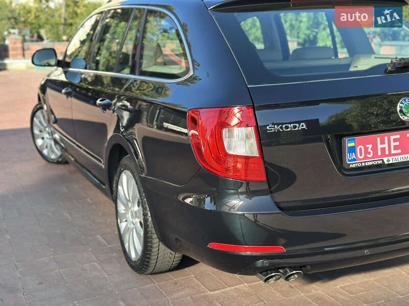 Универсал Skoda Superb 2012 в Ровно
