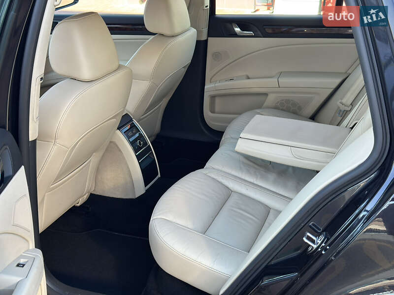 Универсал Skoda Superb 2012 в Ровно
