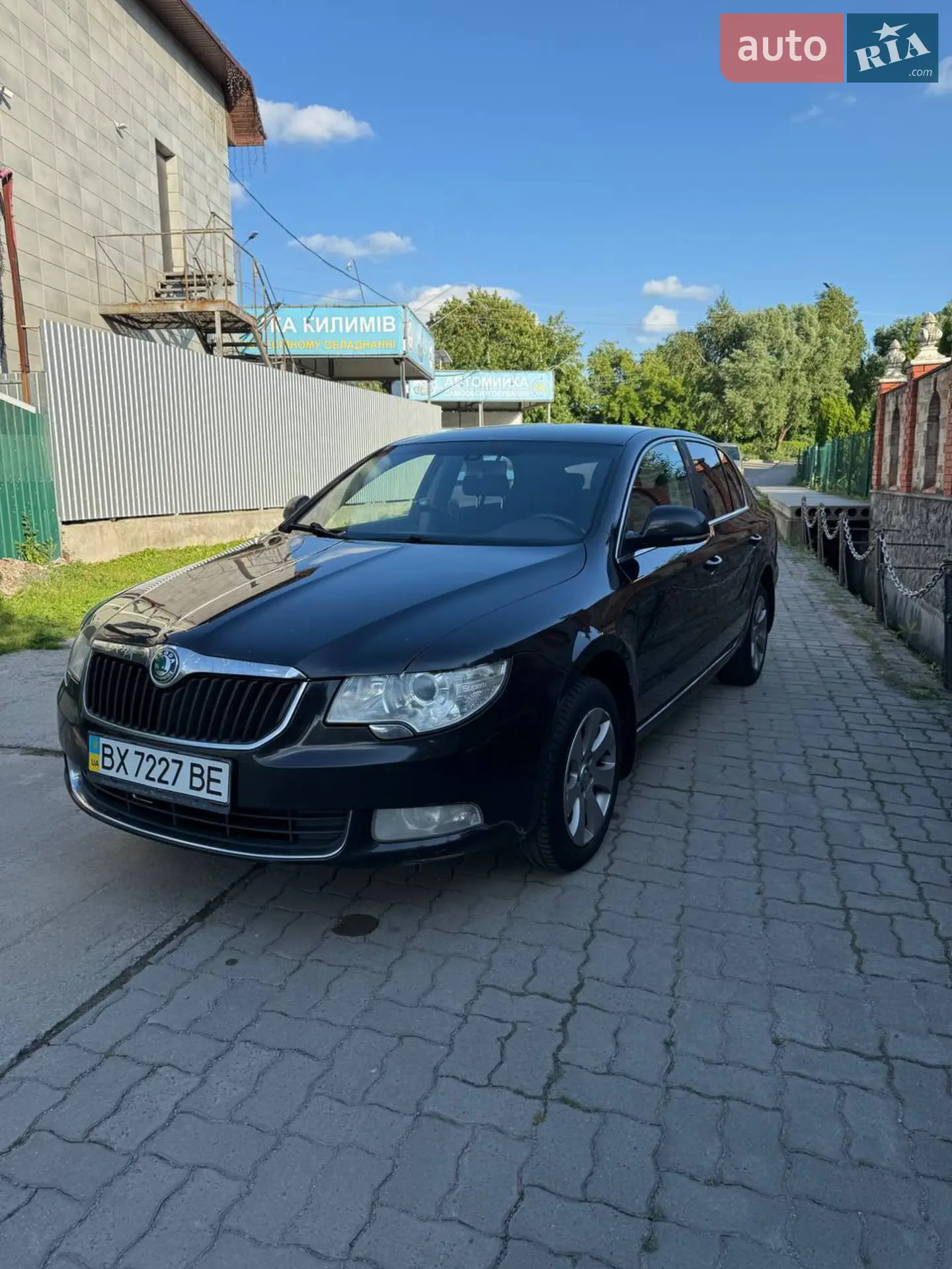 2011 Skoda Superb - мініатюра 4