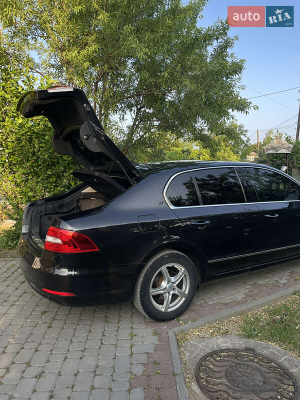 Лифтбек Skoda Superb 2013 в Шаргороде фото 10 Лифтбек Skoda Superb 2013 в Шаргороде