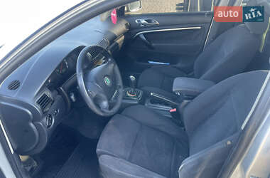 Лифтбек Skoda Superb 2006 в 