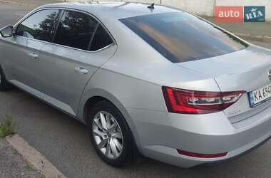 Лифтбек Skoda Superb 2018 в 