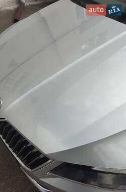 Лифтбек Skoda Superb 2018 в 
