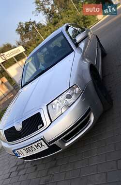 Ліфтбек Skoda Superb 2002 в Добропіллі