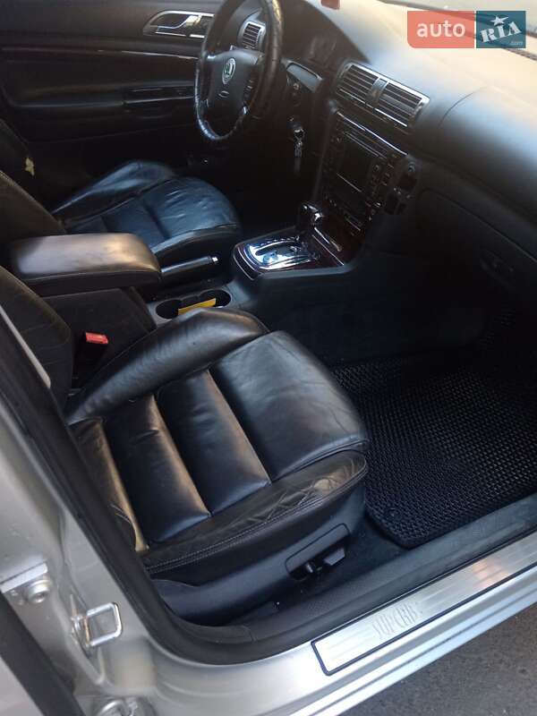 Лифтбек Skoda Superb 2005 в Одессе