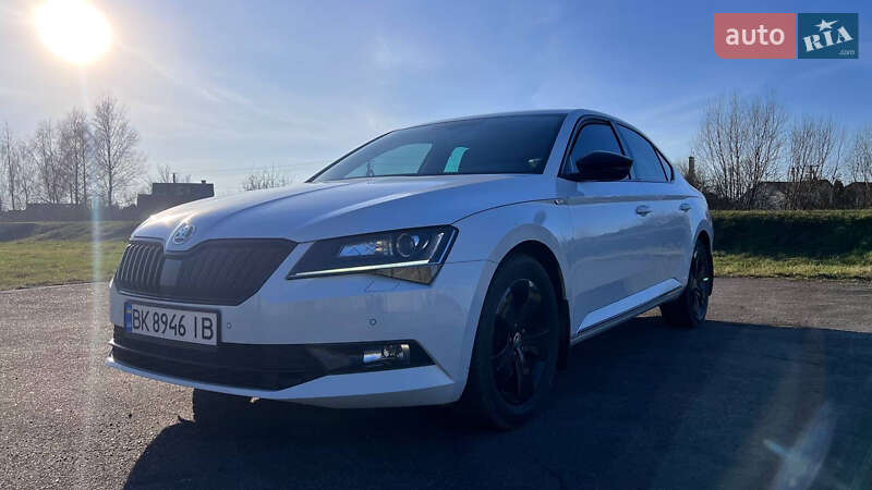 Лифтбек Skoda Superb 2017 в Костополе