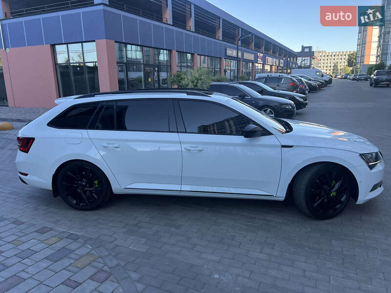 Универсал Skoda Superb 2017 в Луцке