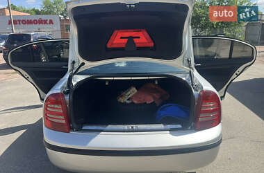 Ліфтбек Skoda Superb 2005 в Прилуках