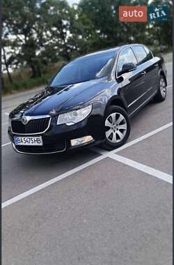 Лифтбек Skoda Superb 2010 в Кропивницком