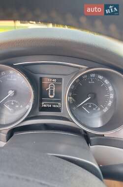 Универсал Skoda Superb 2012 в 