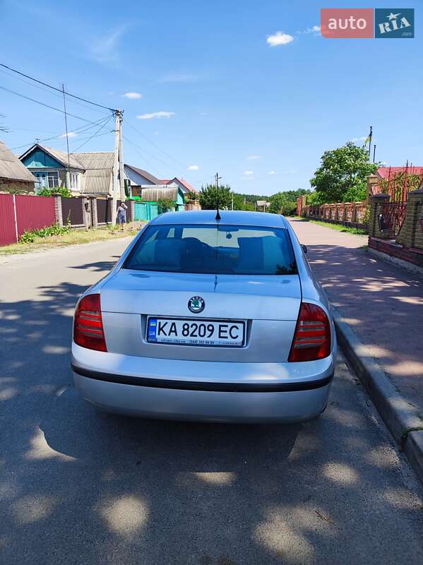 Ліфтбек Skoda Superb 2003 в Калинівці
